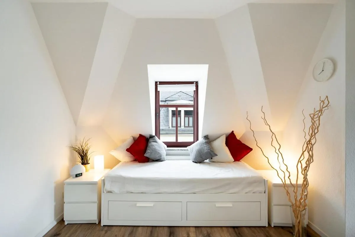 Gemuetliche Barrierefreie Dachgeschosswohnung 德累斯顿 公寓