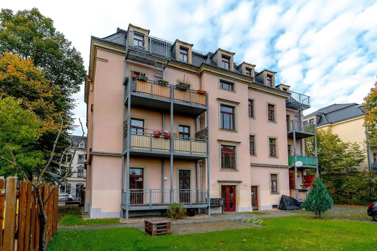 Gemuetliche Barrierefreie Dachgeschosswohnung 德累斯顿