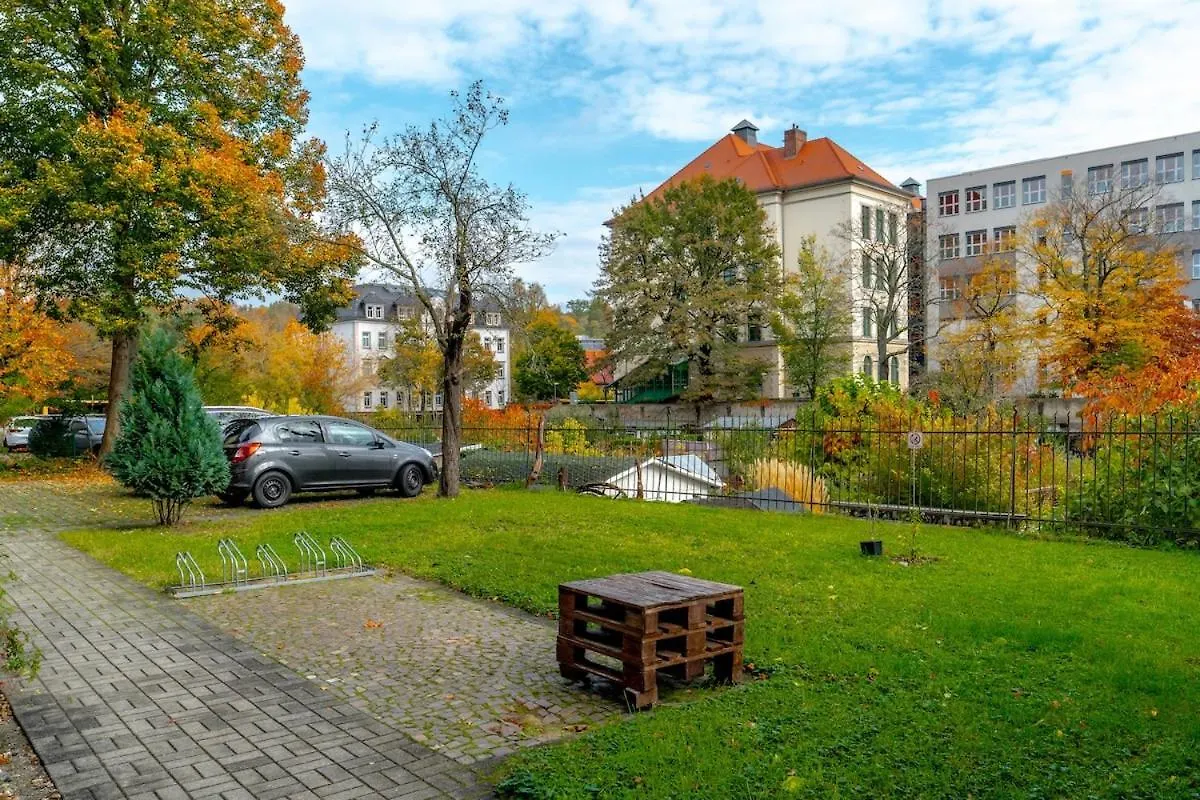 Gemuetliche Barrierefreie Dachgeschosswohnung 德累斯顿 0*,